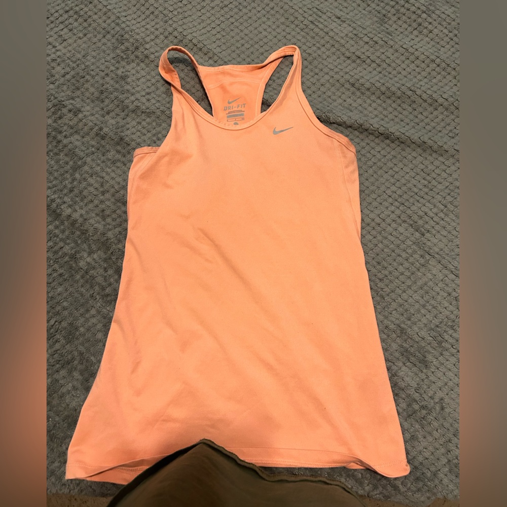 Nike workout tank
